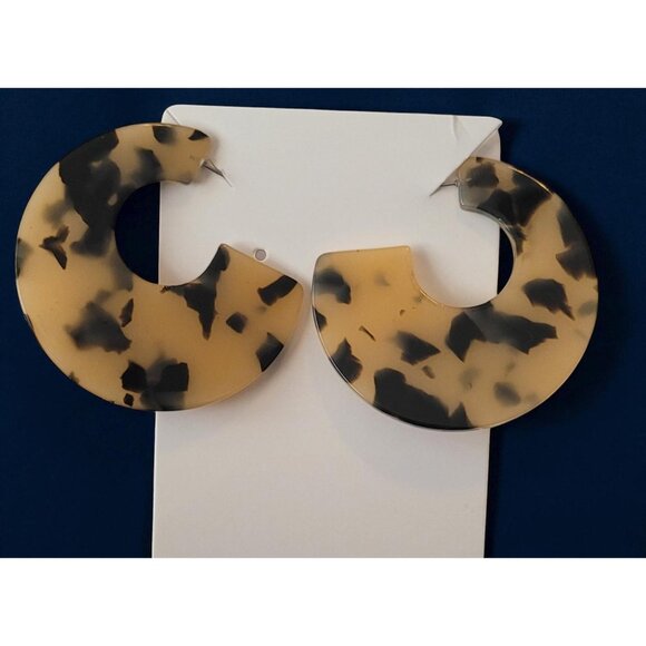 Set Of 4 Pairs of Unique Earrings (SKU#3078) - Picture 3 of 5